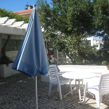 Estudio Mateus آريا برانكا